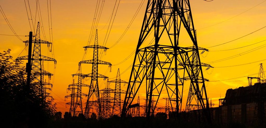 Electric supply via pylons